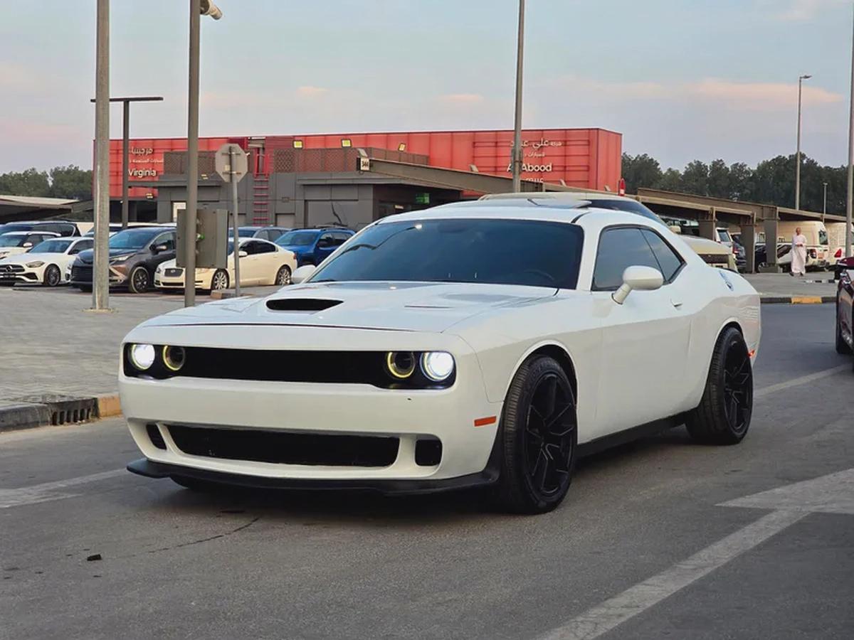 دودج تشالنجر 2015 مواصفات امريكية هيمي 5.7 بحالة جيدة-0-0