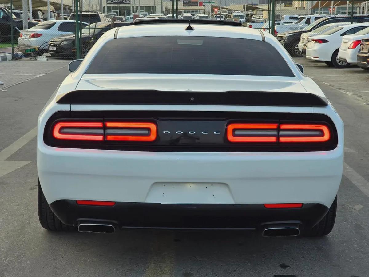 دودج تشالنجر 2015 مواصفات امريكية هيمي 5.7 بحالة جيدة-3-3