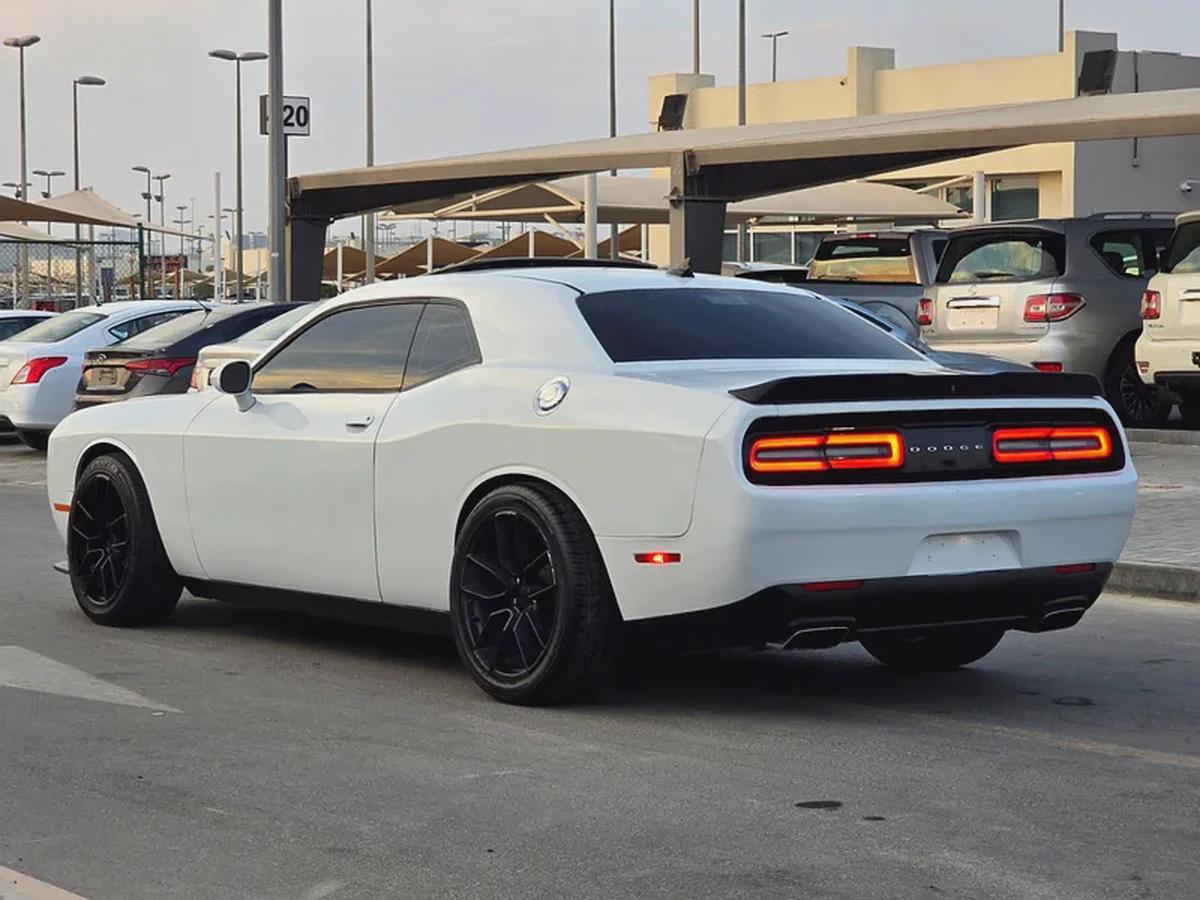 دودج تشالنجر 2015 مواصفات امريكية هيمي 5.7 بحالة جيدة-5-5