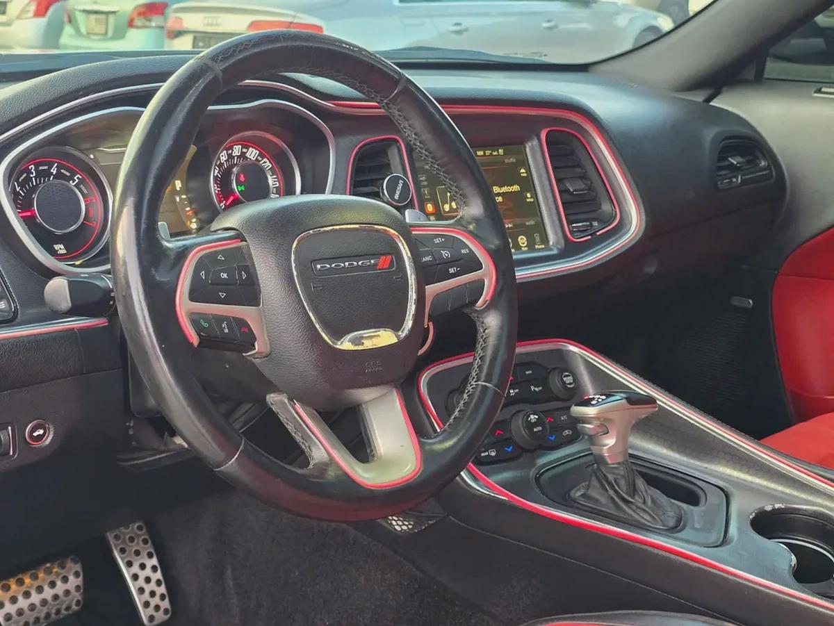 دودج تشالنجر 2015 مواصفات امريكية هيمي 5.7 بحالة جيدة-6-6