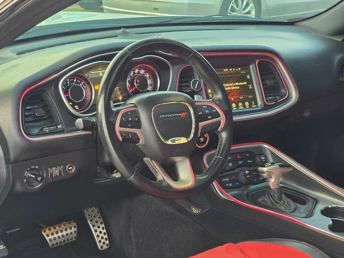 دودج تشالنجر 2015 مواصفات امريكية هيمي 5.7 بحالة جيدة-7-7