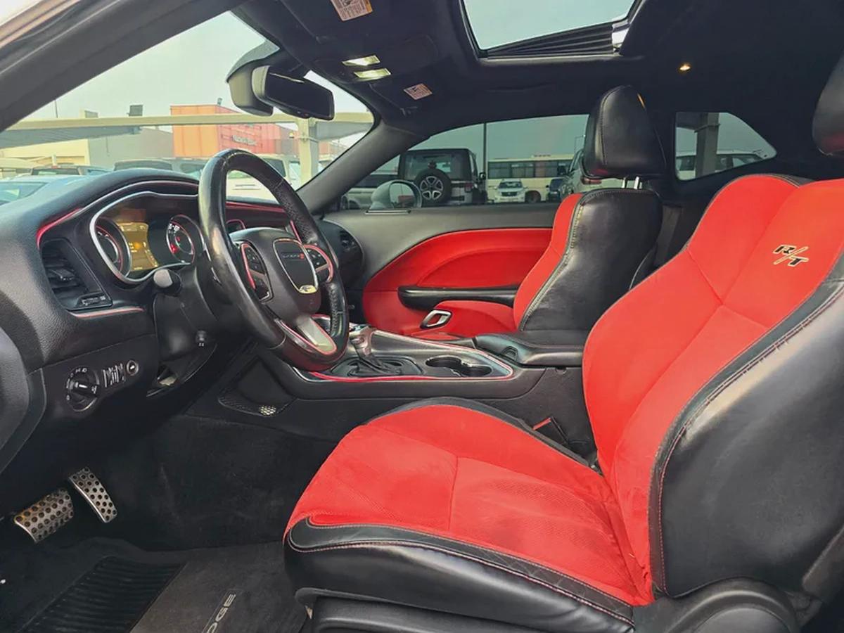 دودج تشالنجر 2015 مواصفات امريكية هيمي 5.7 بحالة جيدة-8-8