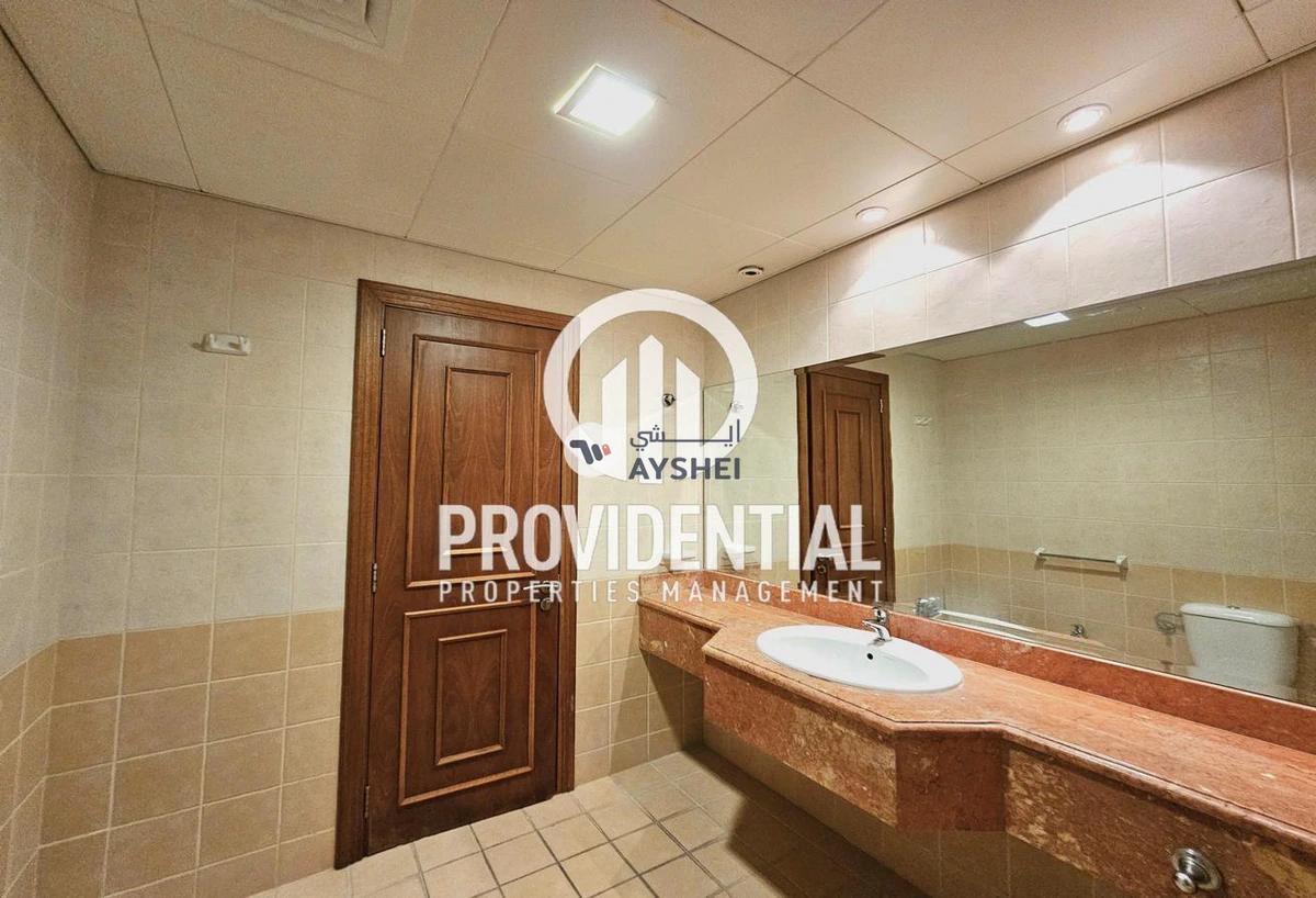 TOWNHOUSE FOR RENT IN AL KARAMAH-27-27