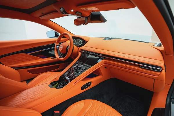2026 ASTON MARTIN DB12