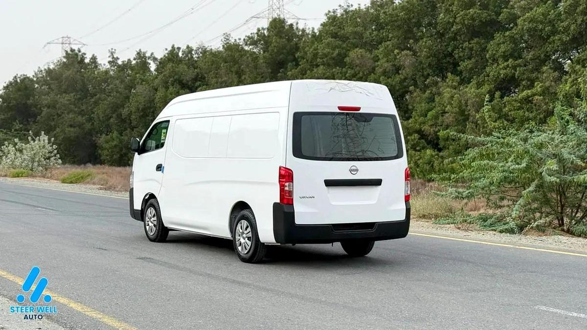 2025 Nissan Urvan NV350 Highroof Delivery Van GCC White Automatic-11-11