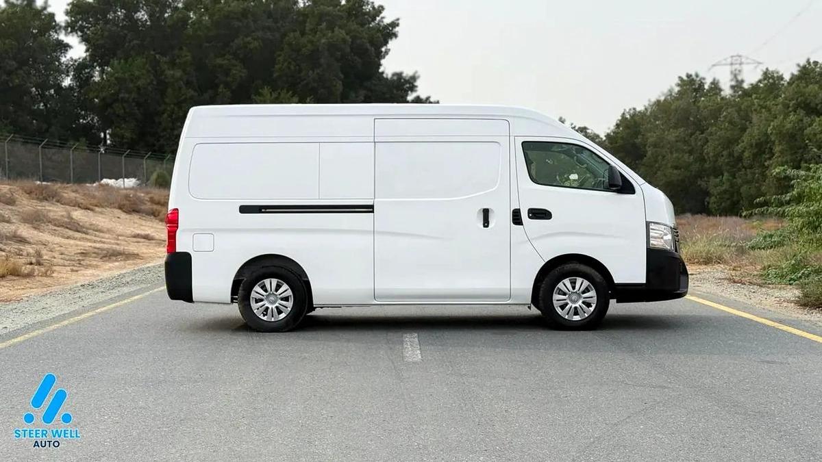 2025 Nissan Urvan NV350 Highroof Delivery Van GCC White Automatic-3-3