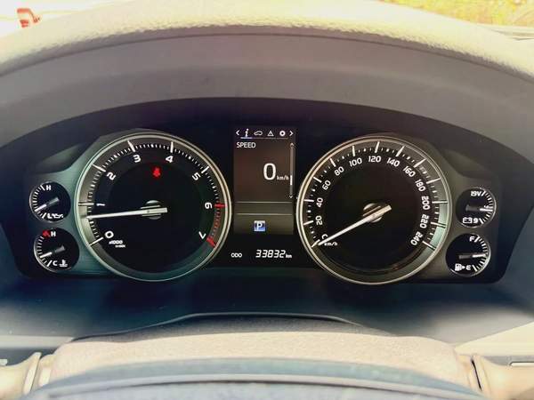 Toyota Land Cruiser GXR 4.6L Grand Touring Full Option 2019 GCC Very Good Condition