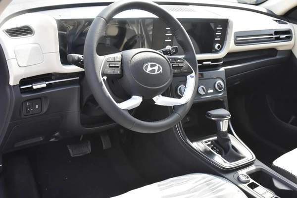 CRETA 1.5 GCC 2026 | WHITE