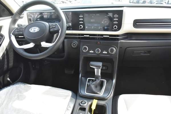 CRETA 1.5 GCC 2026 | WHITE