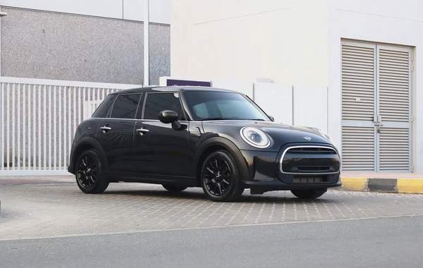 Mini Cooper Cooper 2024 Model - GCC - Under Warranty