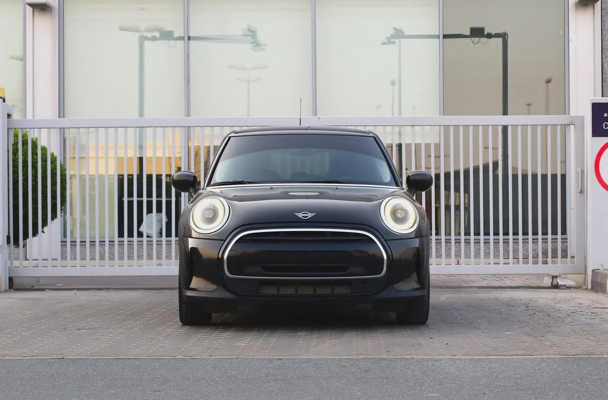 Mini Cooper Cooper 2024 Model - GCC - Under Warranty-2-2