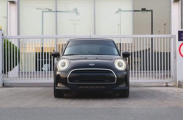 Mini Cooper Cooper 2024 Model - GCC - Under Warranty