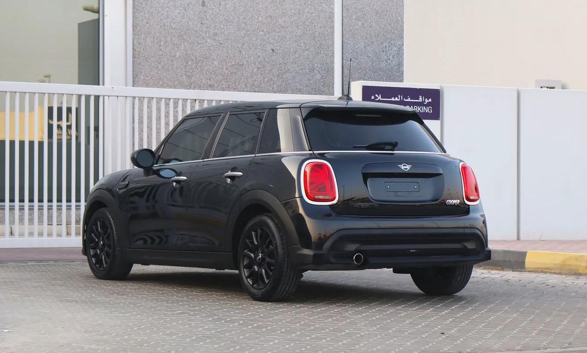 Mini Cooper Cooper 2024 Model - GCC - Under Warranty-15-15