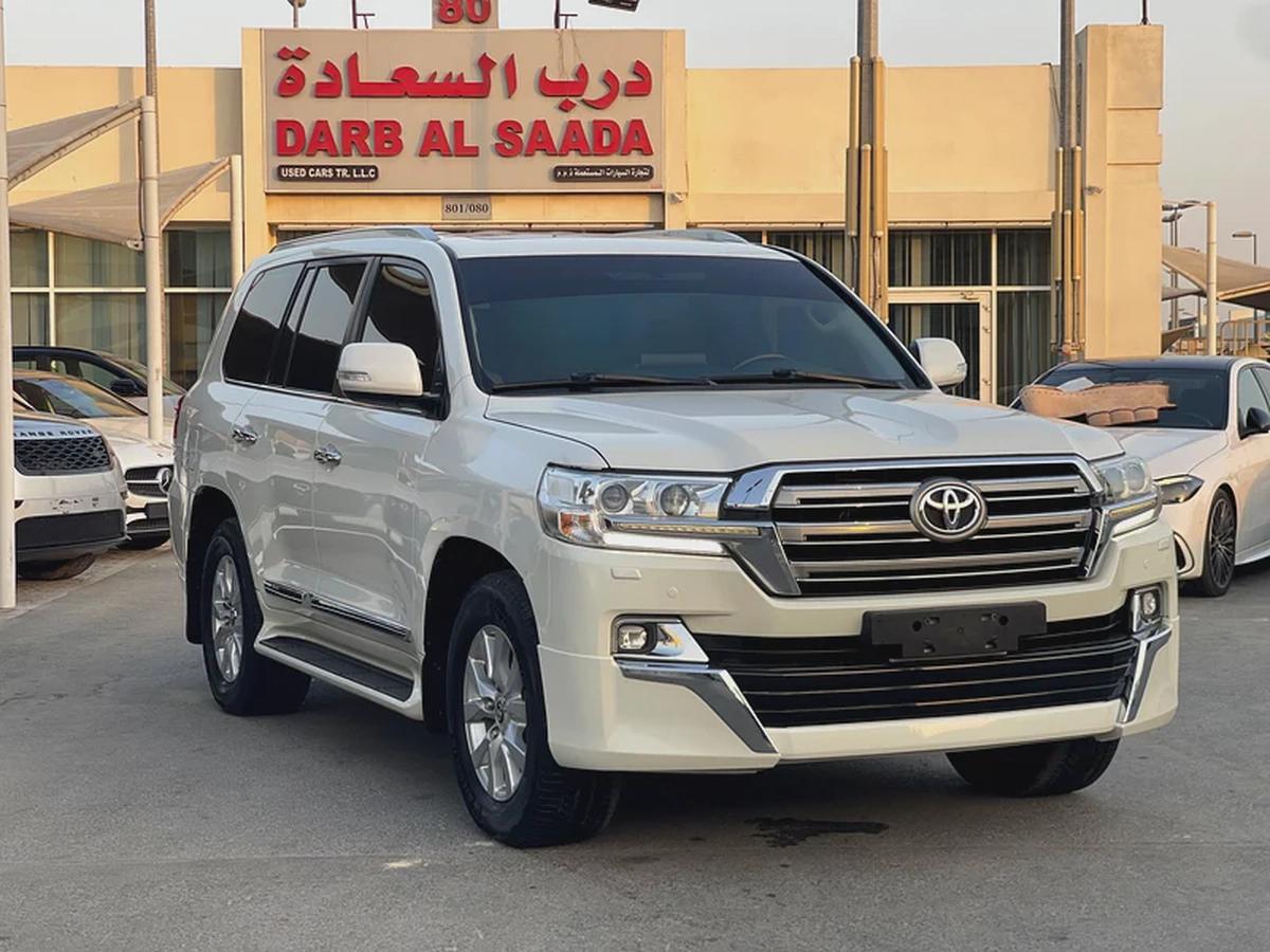 تويوتا لاند كروزر 2018 خليجي GXR5.7 ثمانيه سلندر فتحه جلد دفلوك-16-16