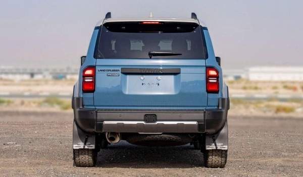 Toyota Prado PRADO 250 2.8D AT FIRST EDITION MY2025 – BLUE & GREY ROOF