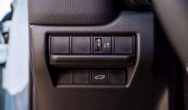 Toyota Prado PRADO 250 2.8D AT FIRST EDITION MY2025 – BLUE & GREY ROOF