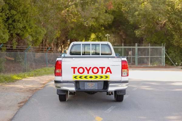Hilux | Single Cabin 4x2 | Manual | GCC Specs | Ref#T61753