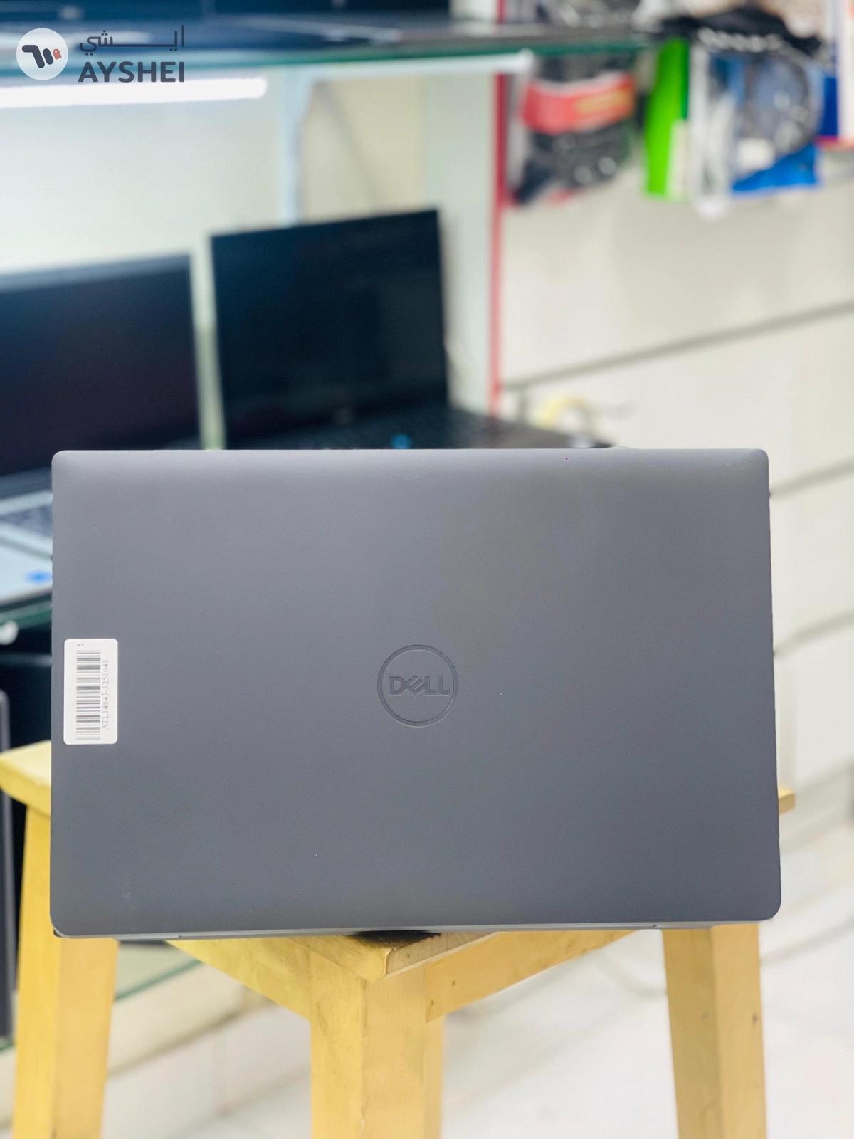 laptops-0-portrait