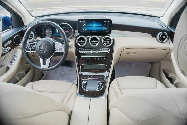 Mercedes-Benz GLC 300, 2020, American Specs
