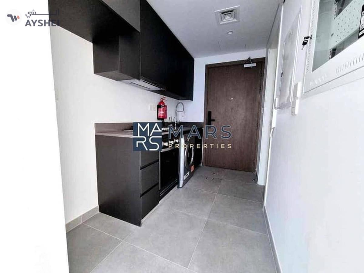 Brand New | Community View | Luxurious Lifestyle-10-10