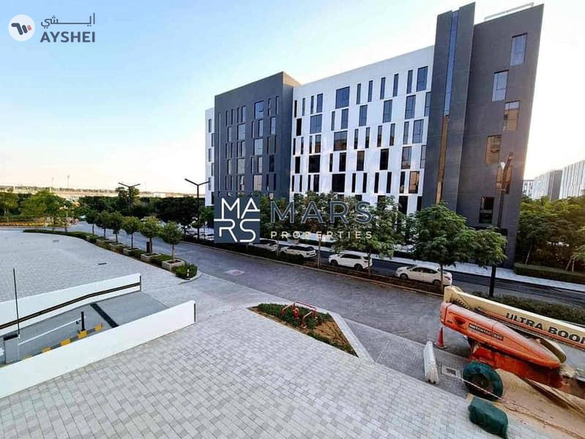 Brand New | Community View | Luxurious Lifestyle-0-landscape