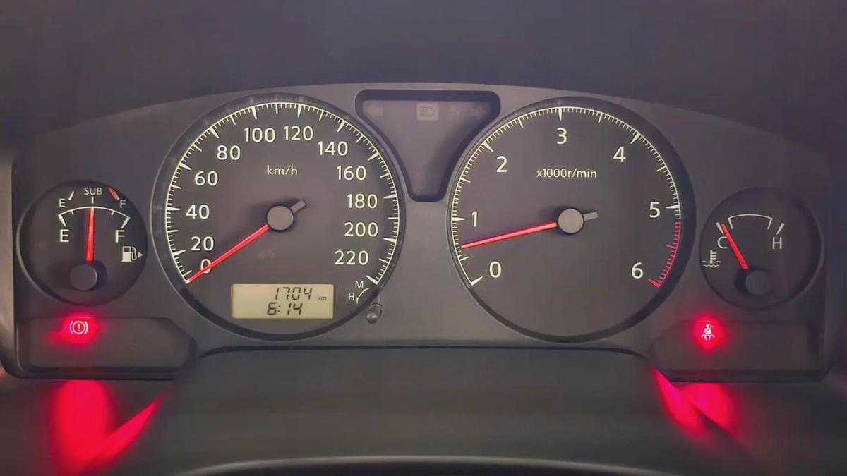 NISSAN - PATROL - SAFARI Y61 MT - AL OSTOURA - V6 4.8L - MANUEL - 2024 - 1,700KM - GCC SPECS-4-4