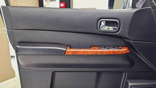 NISSAN - PATROL - SAFARI Y61 MT - AL OSTOURA - V6 4.8L - MANUEL - 2024 - 1,700KM - GCC SPECS