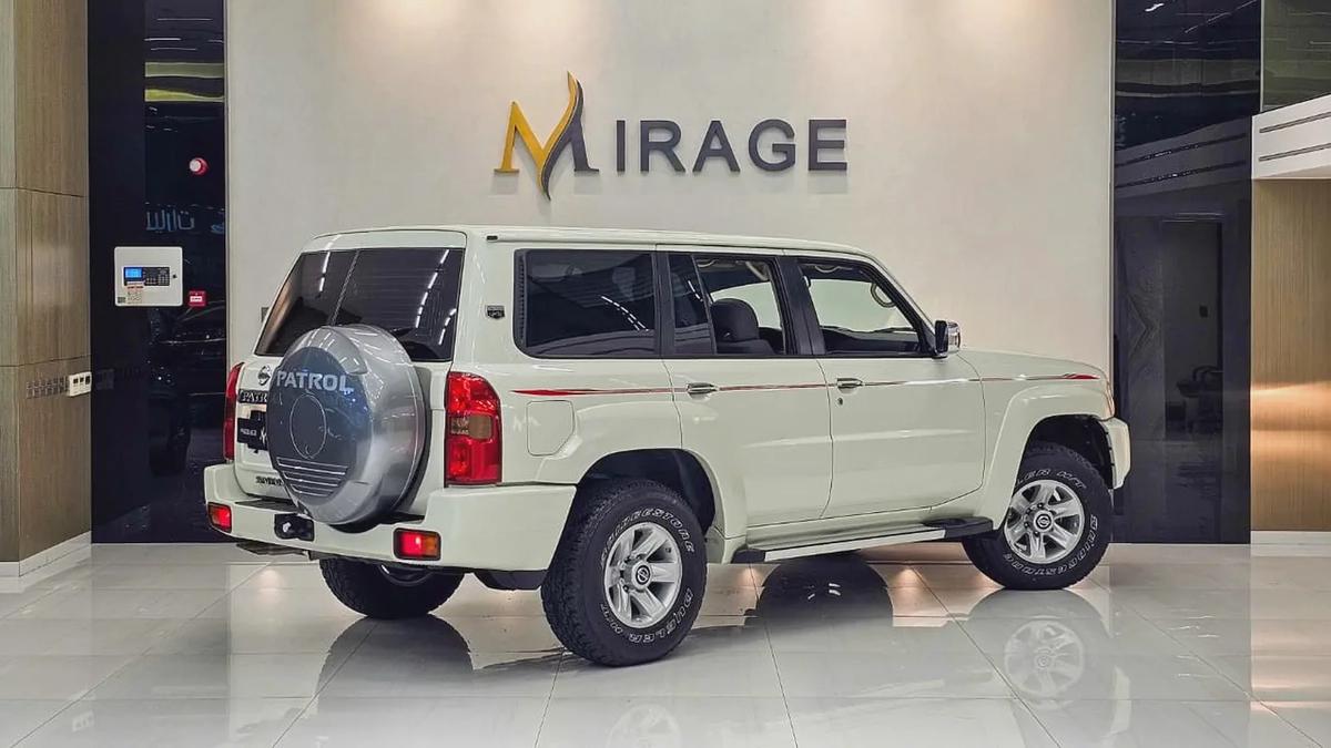NISSAN - PATROL - SAFARI Y61 MT - AL OSTOURA - V6 4.8L - MANUEL - 2024 - 1,700KM - GCC SPECS-12-12