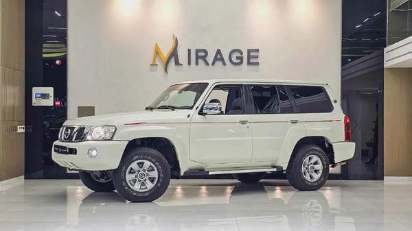NISSAN - PATROL - SAFARI Y61 MT - AL OSTOURA - V6 4.8L - MANUEL - 2024 - 1,700KM - GCC SPECS