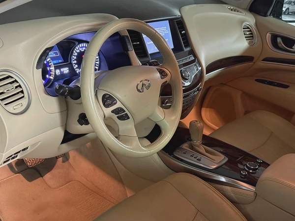 GCC, JX35 2013, Top of the range, Full service history