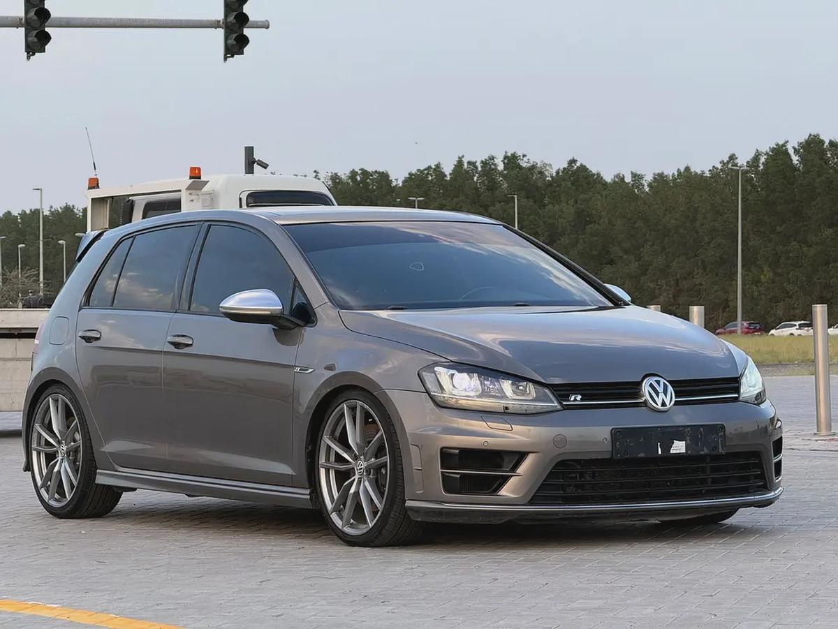 2015 Volkswagen Golf R - GCC Specs-1-1