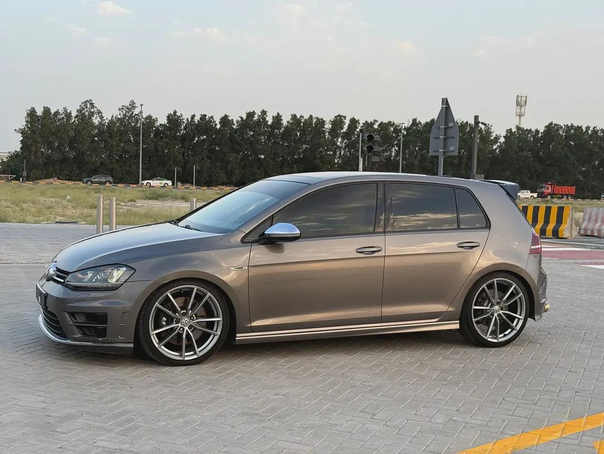 2015 Volkswagen Golf R - GCC Specs-3-3