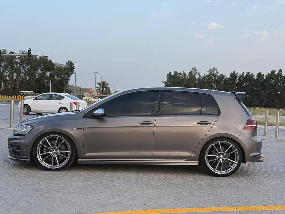 2015 Volkswagen Golf R - GCC Specs-7-7