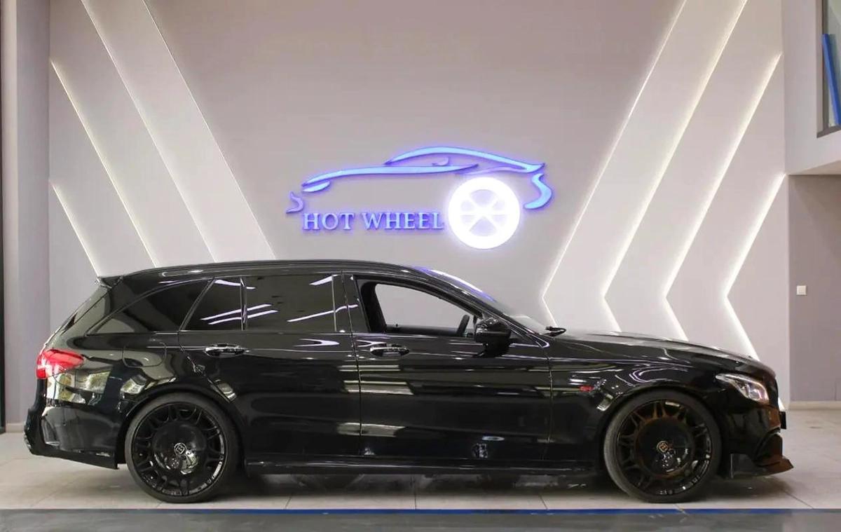 2018 Mercedes-Benz C-Class C63 AMG - European Specs-13-13