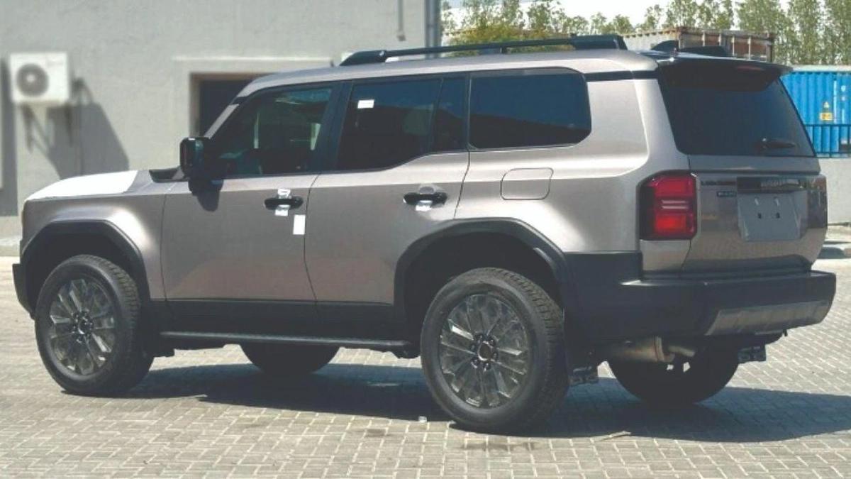 Toyota Prado 250 WX+ LUXURY 2.4P AT MY2025 - BLACK-3-3