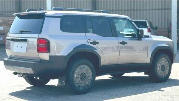 Toyota Prado 250 WX+ LUXURY 2.4P AT MY2025 - BLACK