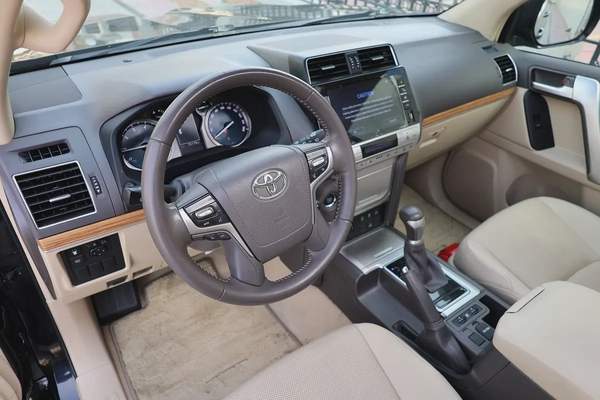 TOYOTA PRADO-ADVENTURE -2021-75000KM-GCC SPECS-EXCELLENT CONDITION
