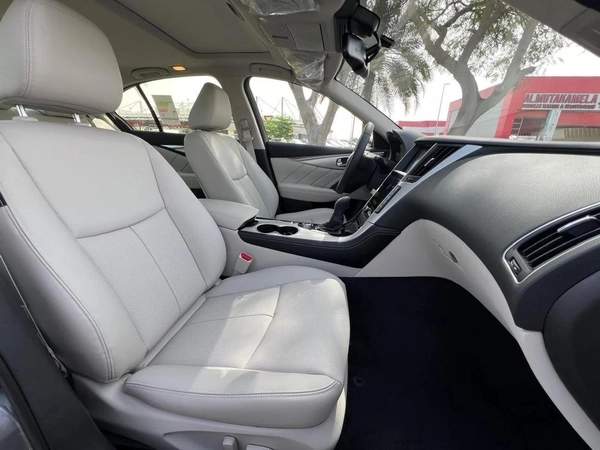 Infiniti Q50 Luxe 3.0L