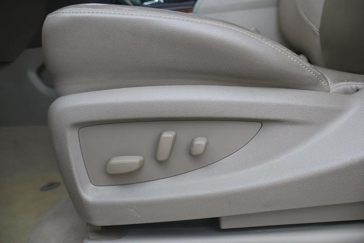 2018 Chevrolet Tahoe Premier - GCC Specs-10-10