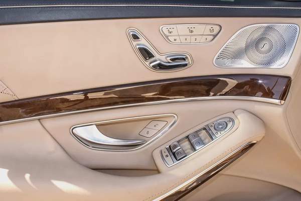2014 - MERCEDES BENZ S550 - IMMACULATE CONDTION - LOW MILLAGE