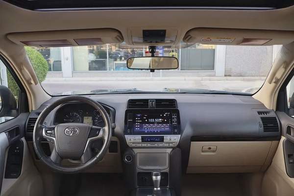Toyota Prado GXR V6 2021