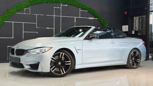 BMW M4 Convertible 2017 Korean Specs