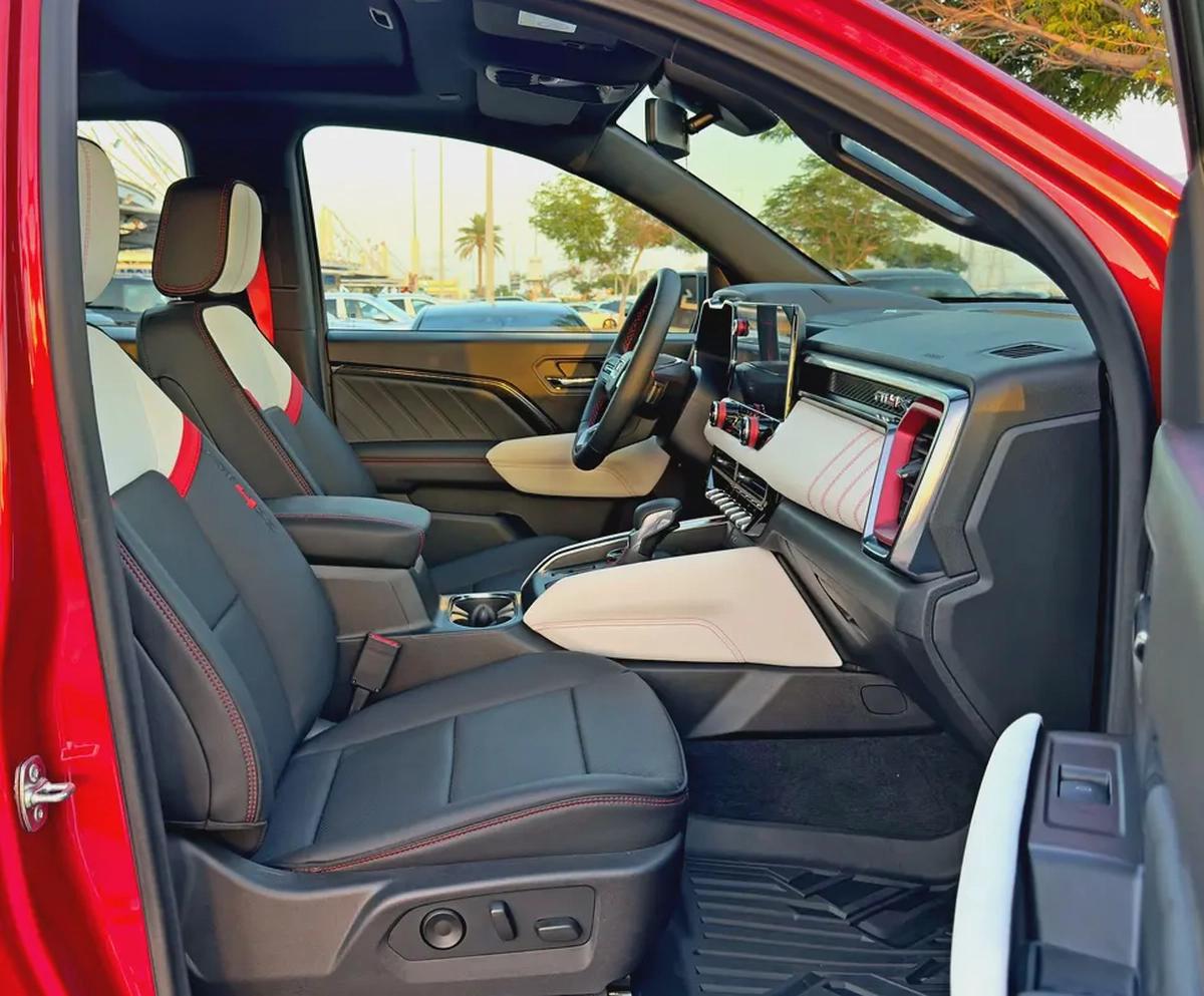 2025 GMC Canyon AT4X, Dealer Warranty and Service Package, GCC Specs-10-10
