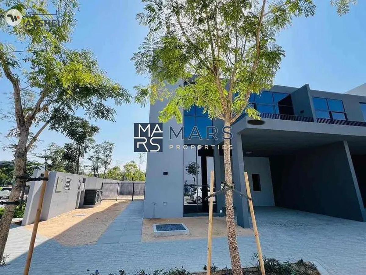 Luxurious 4 bedroom villa available for rent in sendian Masaar 200k-1-landscape