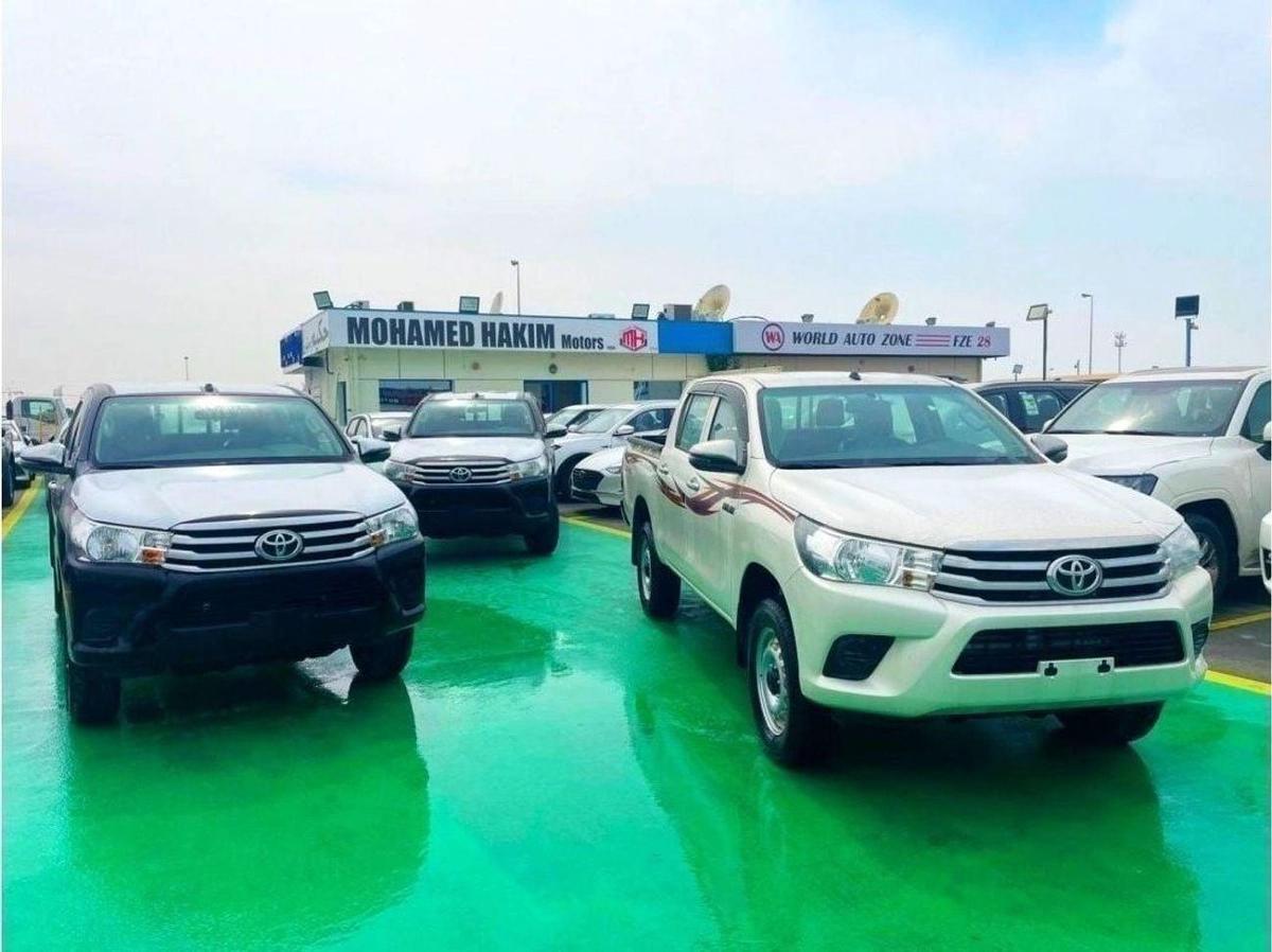 Toyota Hilux 2.7 L // 4X4 // BASIC OPTION // -0-0
