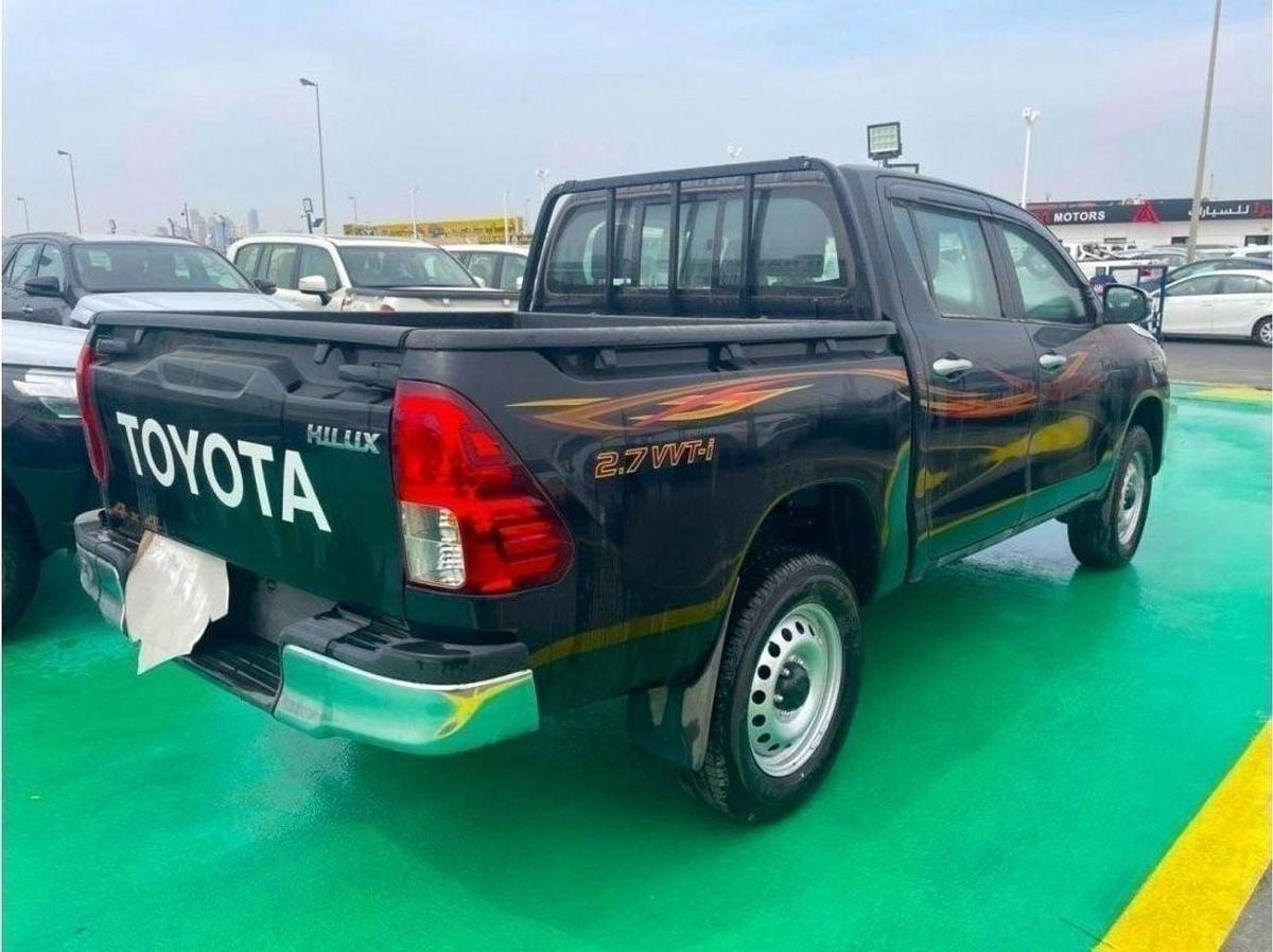 Toyota Hilux 2.7 L // 4X4 // BASIC OPTION // -10-10