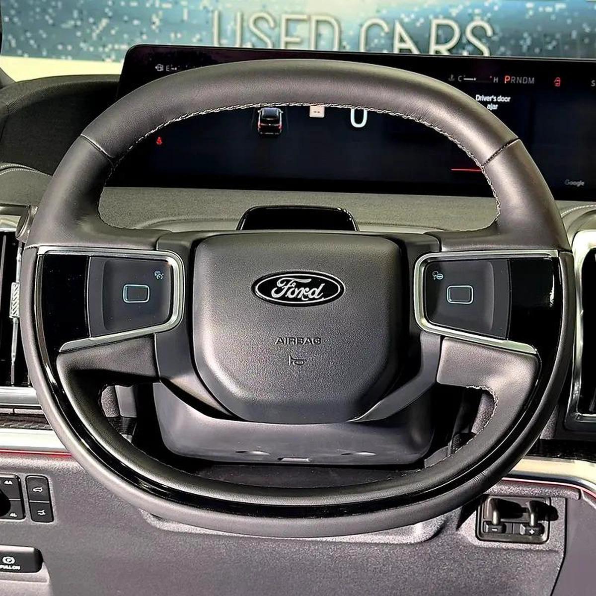 2025 Ford Expedition Platinum MAX-5-5