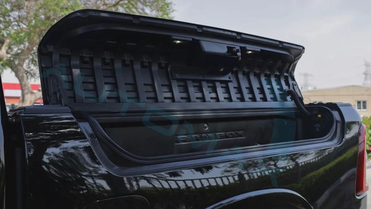 ( Only For Export ) 2026/2026 RAM 1500 LIMITED CREW CAB SST H.O 3.0TT GCC BRAND NEW-16-16