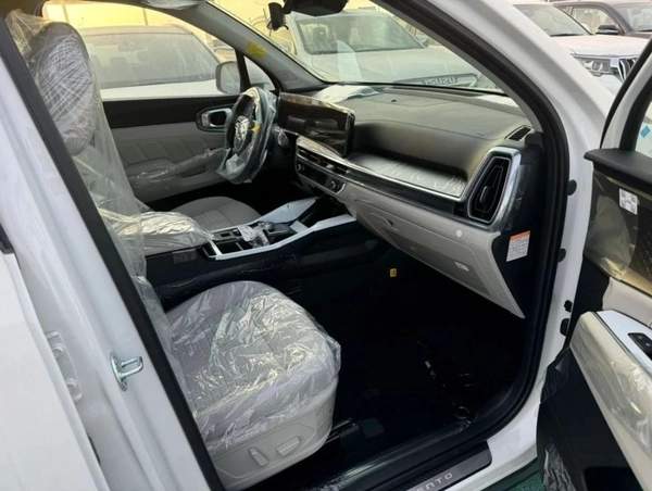 Kia Sorento 1.6L HYBRID FULL OPTION 2024