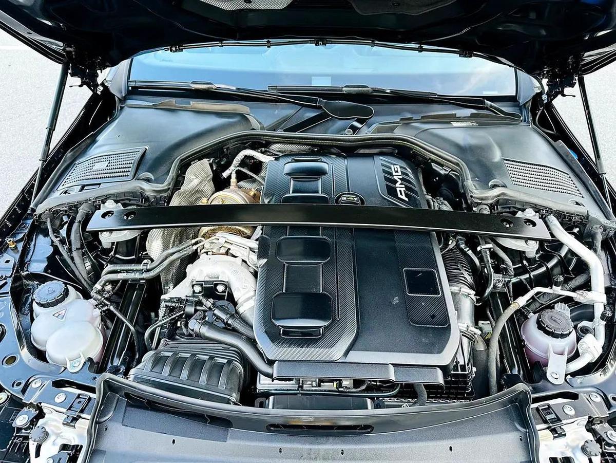 C 43 AMG 1 year warranty very good condition like new-8-8